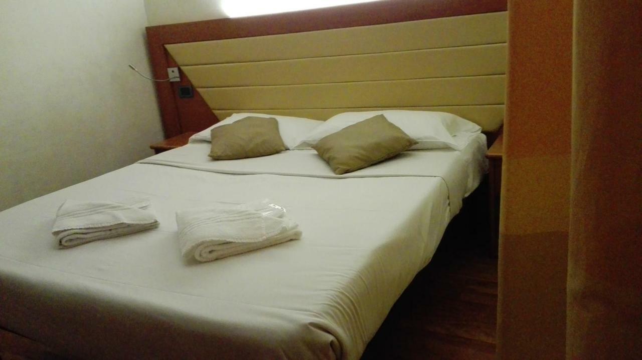 Dem Guesthouse Roma Dış mekan fotoğraf